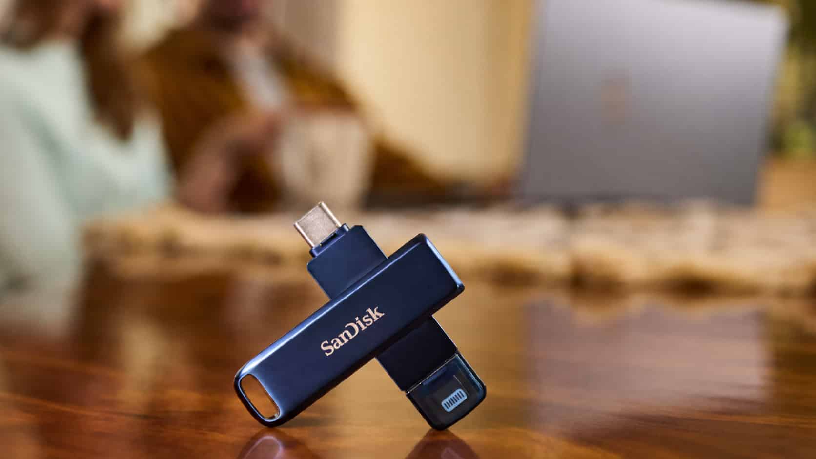 Quels accessoires Sandisk offrir avant un départ en vacances ?
