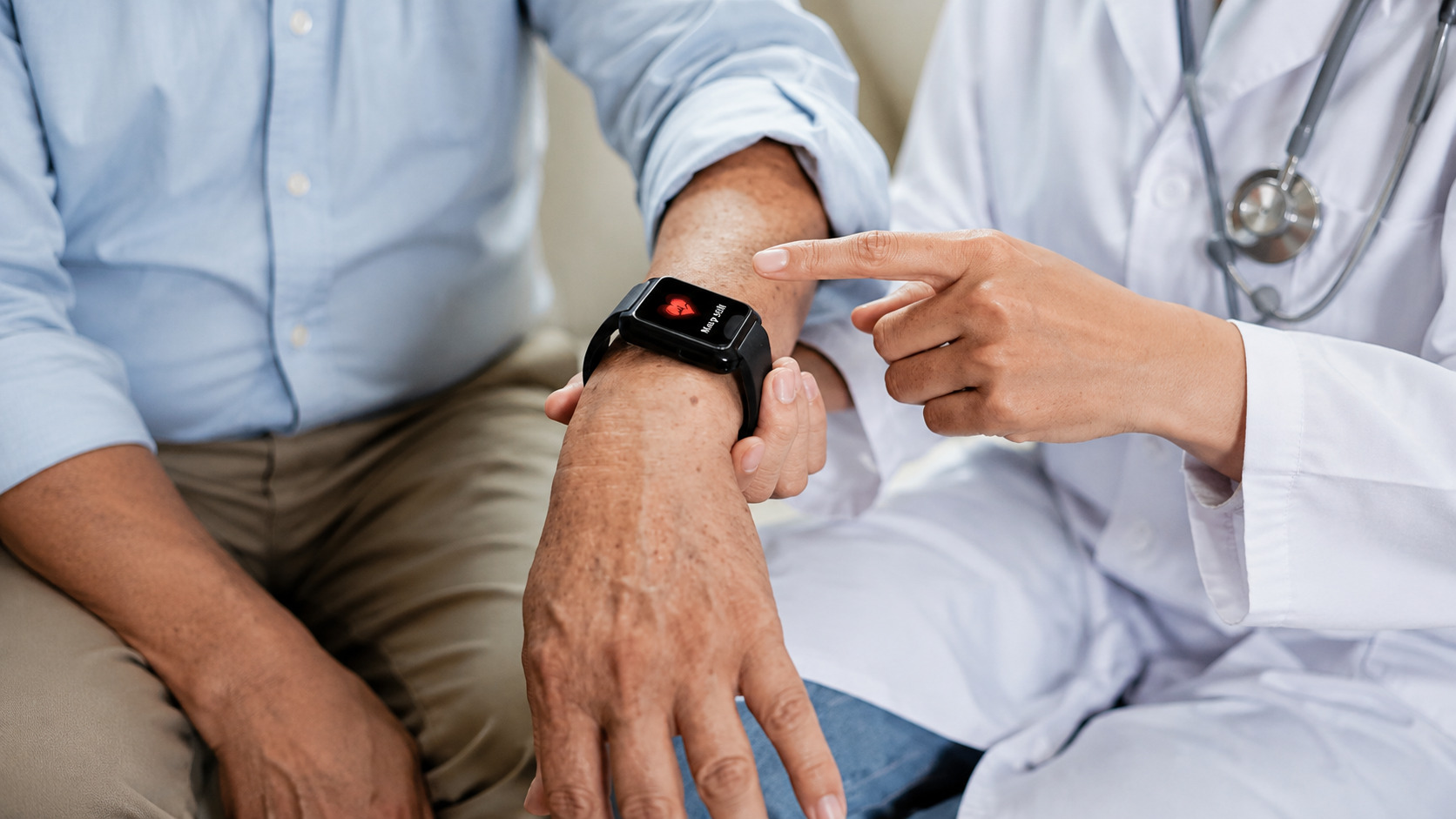 Allovie Ella, une montre d'assistance et connectée à offrir à un senior