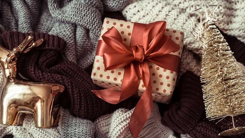 Cadeaux de Noël 2025 : 7 cadeaux tendances pour un Effet Waouh