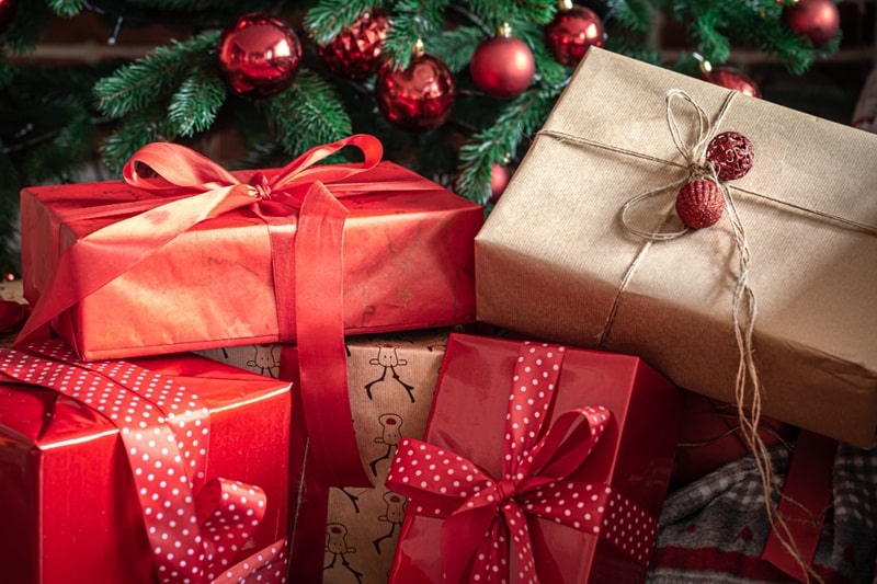 Réinventez la magie de Noël avec des cadeaux inattendus à offrir !