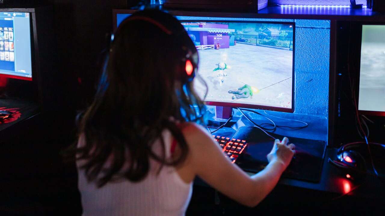 découvrez les objets incontournables et les accessoires préférés des fans de gaming cosy pour une expérience de jeu confortable et tendance.